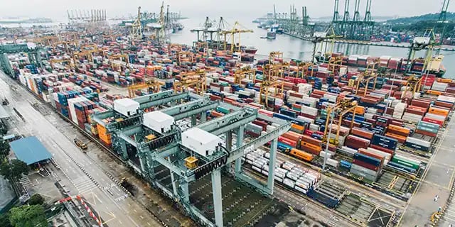 Busy-container-port