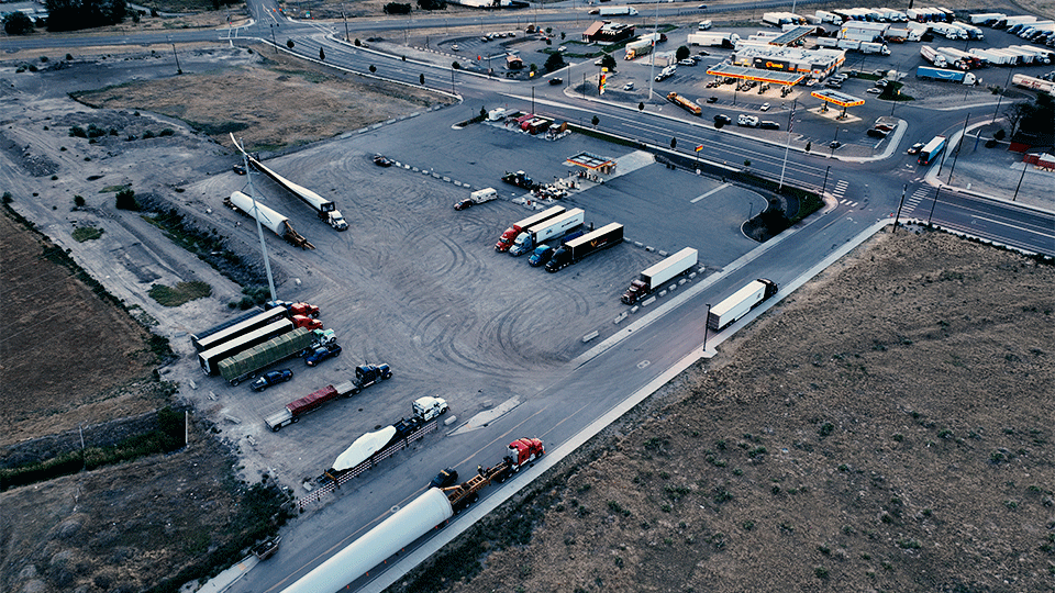 Semi-Trucks-Parked-at-Truck Stop