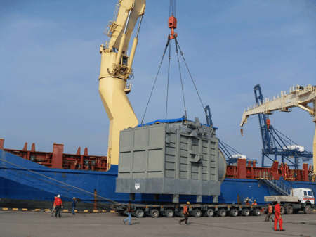 Breakbulk-Shipment-Loading-Via-Crane
