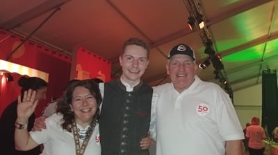 ATS Drivers pose with PERI employee in Germany